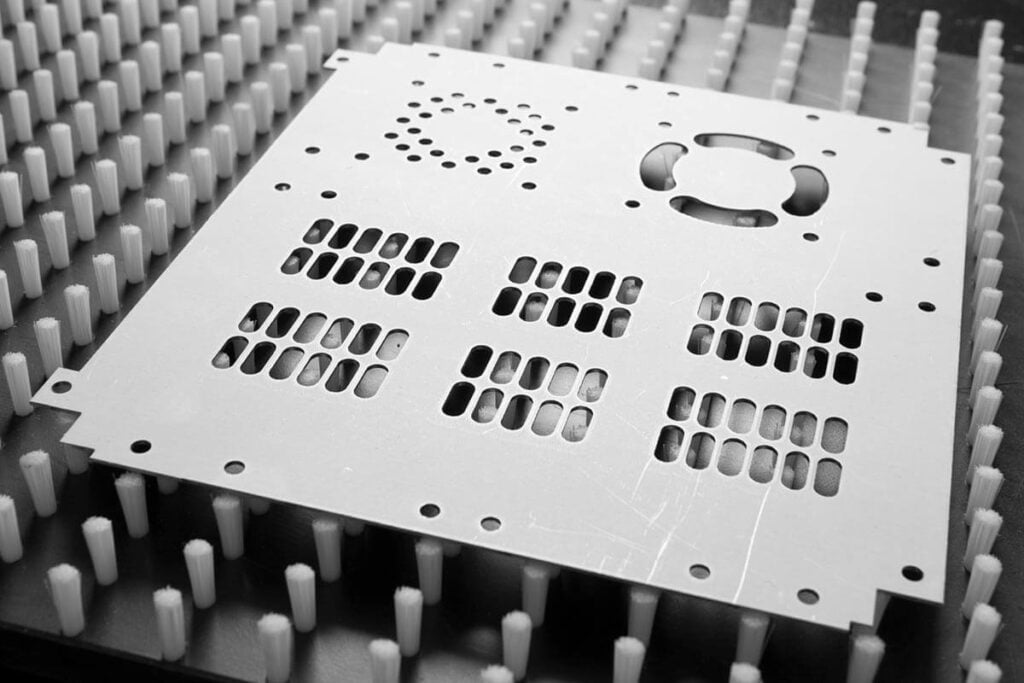 Technishow 3 KOTI borstelplaat voor plaat metaal
