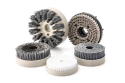 Brosse plateau implantee